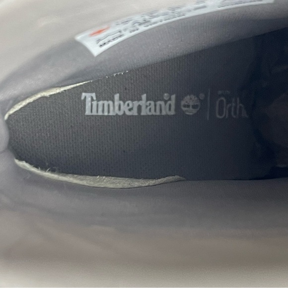 COPY - Timberland Women’s Camdale Chunky Heel 6” Inch Boots - Picture 9 of 10